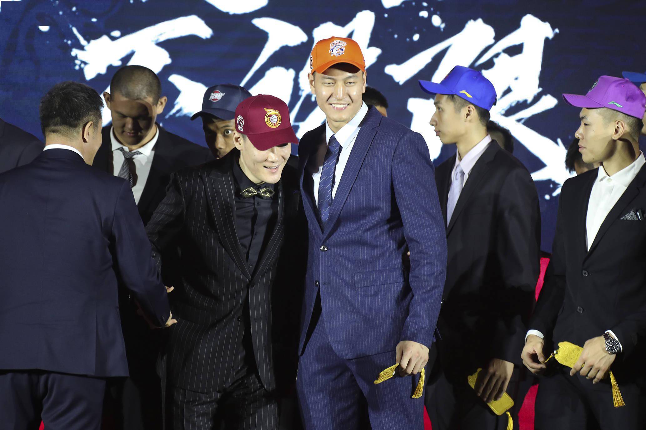 九游娱乐app关于赛地聚焦：欧冠关键时刻热度飙升，纽约尼克斯再遭质疑，态度坚定，心理建设被强调的信息